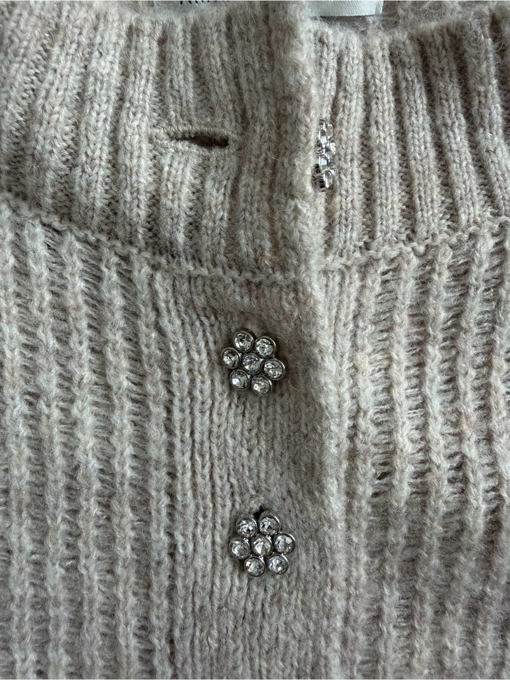AE Short-Sleeve Ribbed Button-Front Sweater - Picture 5 of 8